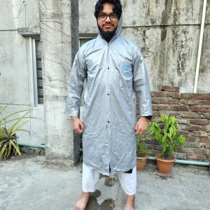ব্ল্যাক কালার মোটা চাইনিজ ফেব্রিকের রেইনকোট